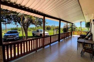 Ch&aacute;cara &agrave; venda - 160m&sup2; - Jardim Pac&iacute;fico