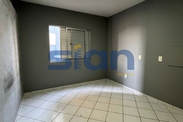 Apartamento &agrave; venda - 73m&sup2; - Zona III