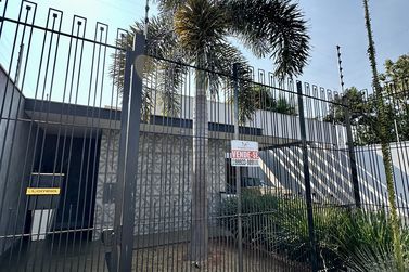 Casa &agrave; venda - 297m&sup2; - Rua Saldanha da Gama