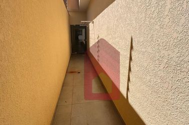 Casa &agrave; venda - 120m&sup2; - Jardim Arax&aacute;