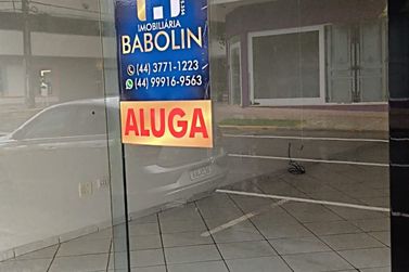 Sal&atilde;o Comercial para alugar - 50m&sup2; - ZONA II