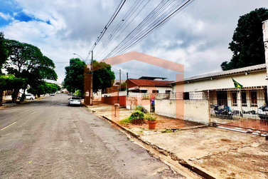 Terreno &agrave; venda - 525m&sup2; - Zona I