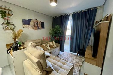 Apartamento &agrave; venda - 64m&sup2; - ZONA VII