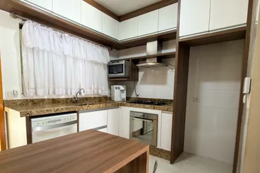 Casa &agrave; venda - 90m&sup2; - Zona III