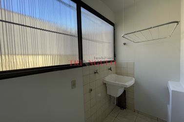 Apartamento para alugar - 61m&sup2; - ZONA I