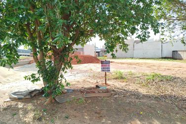 Terreno &agrave; venda - 144m&sup2; - Jardim Janina II