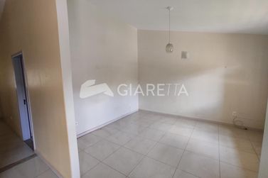 Casa &agrave; venda - 122m&sup2; - CENTRO