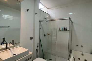 Sobrado &agrave; venda - 321m&sup2; - Zona VI