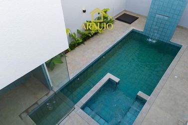 Casa &agrave; venda - 250m&sup2; - Zona VII