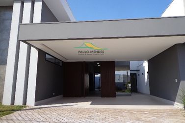 Casa &agrave; venda - 200m&sup2; - CONDOM&Iacute;NIO JARDIM VERSAILLES
