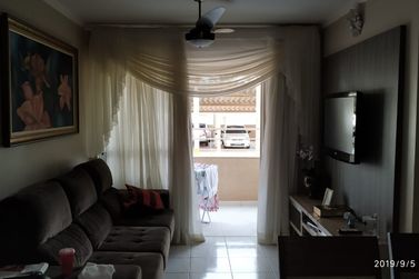 Apartamento &agrave; venda - 74m&sup2; - Jardim Cruzeiro