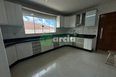 Casa para alugar - Jardim Tamoio