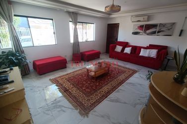 Casa &agrave; venda - 200m&sup2; - JARDIM DOS PRINCIPES