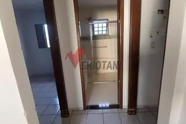 Casa &agrave; venda - Zona IV