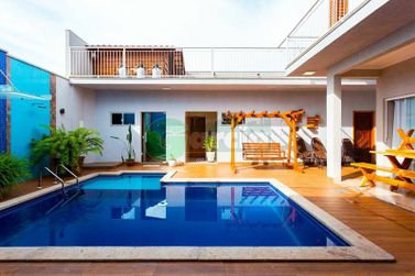 Casa &agrave; venda - 600m&sup2; - Zona II