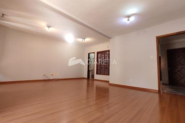Casa &agrave; venda - 232m&sup2; - VILA INDUSTRIAL