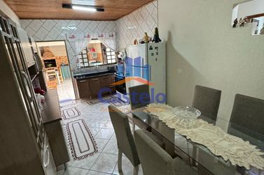 Casa &agrave; venda - 101m&sup2; - JARDIM LOS ANGELES