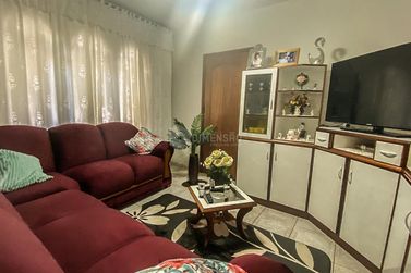 Casa &agrave; venda - 128m&sup2; - Zona VI