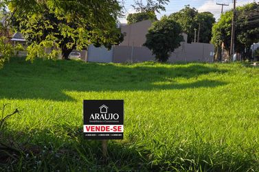 Terreno &agrave; venda - 275m&sup2; - Parque Alphaville