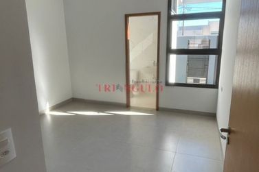 Casa &agrave; venda - 70m&sup2; - JARDIM CARAVELLE