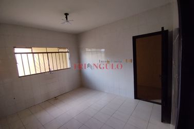 Casa para alugar - ZONA VI