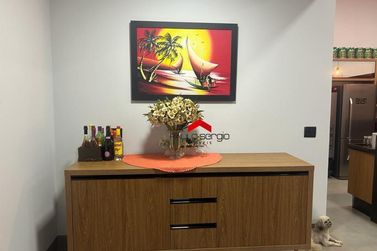 Casa &agrave; venda - 215m&sup2; - Porto Camargo