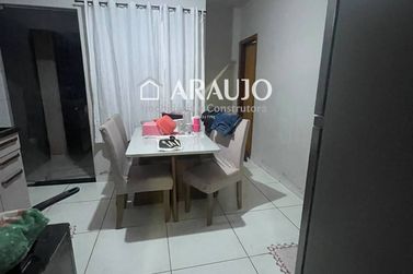 Casa &agrave; venda - 71m&sup2; - Jardim Janina