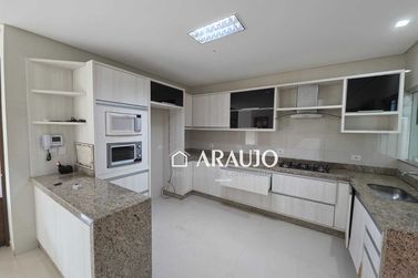 Sobrado &agrave; venda - 182m&sup2; - Jardim dos Pr&iacute;ncipes