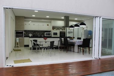 Casa &agrave; venda - 316m&sup2; - Cond. Ecoville Residence