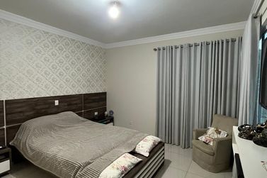 Casa &agrave; venda - 360m&sup2; - Jardim Tamoio