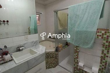 Casa &agrave; venda - 210m&sup2; - Jardim Gisela