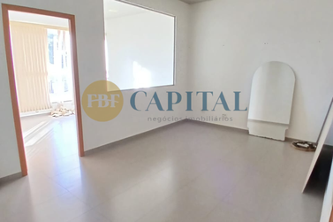 Sal&atilde;o Comercial para alugar - 432m&sup2; - Zona III