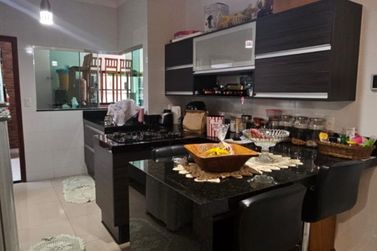 Casa &agrave; venda - 140m&sup2; - PARQUE BANDEIRANTES