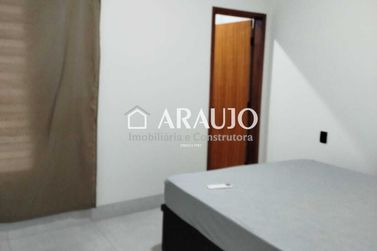 Casa &agrave; venda - 69m&sup2; - Jardim  Santiago