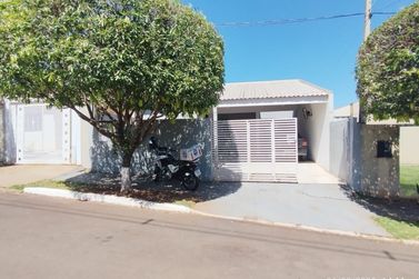 Casa &agrave; venda - 100m&sup2; - Zona VI