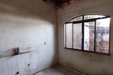 Casa &agrave; venda - 130m&sup2; - VILA PIONEIRO