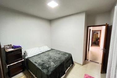 Casa &agrave; venda - 195m&sup2; - Jardim novo Mil&ecirc;nio