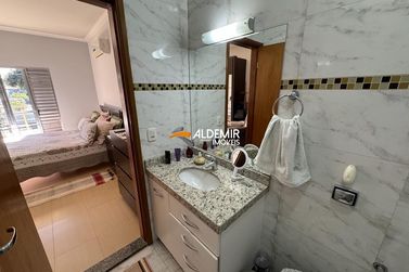 Sobrado &agrave; venda - 198m&sup2; - Zona 5