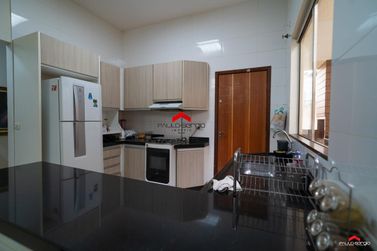 Casa &agrave; venda - 100m&sup2; - Parque do Lago