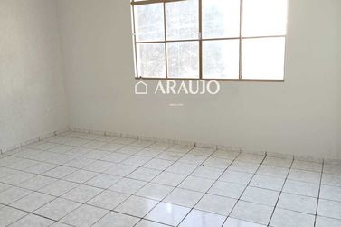 Apartamento &agrave; venda - 59m&sup2; - Zona III