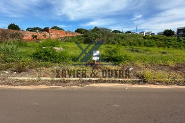 Terreno &agrave; venda - 421m&sup2; - Jardim Pradopolis