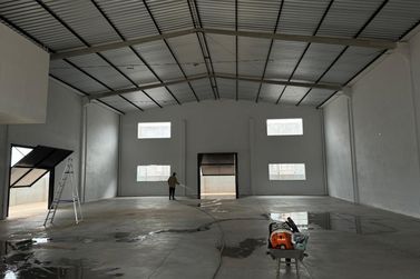 Sal&atilde;o Comercial para alugar - 400m&sup2; - CONDOMINIO GREVILHA EMPRESARIAL