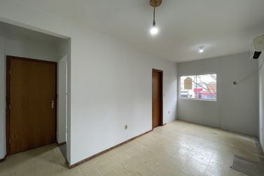 Apartamento para alugar - 42m&sup2; - ZONA III