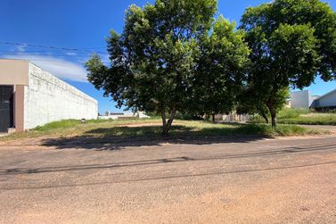 Terreno &agrave; venda - 411m&sup2; - Alto da Paran&aacute;