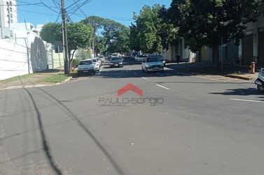 Terreno &agrave; venda - 350m&sup2; - Zona I