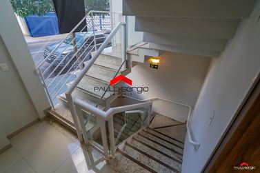 Sala Comercial &agrave; venda - 241m&sup2; - Zona I