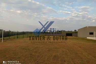 Ch&aacute;cara &agrave; venda - 2000m&sup2; - Ch&aacute;cara - Estrada Moema com a Tut&oacute;ia