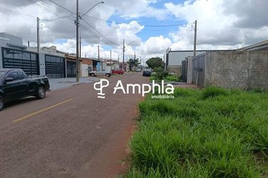 Terreno &agrave; venda - 250m&sup2; - Floresta