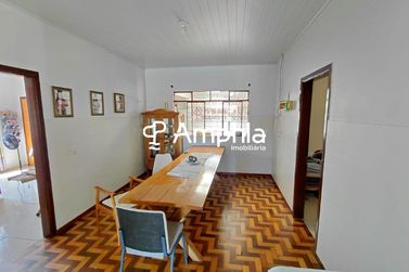 Casa &agrave; venda - 121m&sup2; - Centro