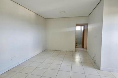 Apartamento &agrave; venda - 86m&sup2; - Zona I-A